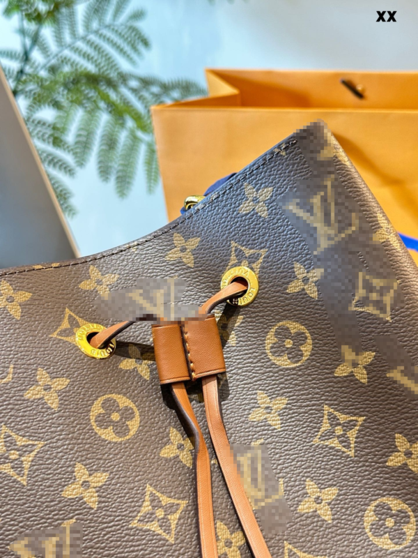 1-v champagne bag Noé - Image 8
